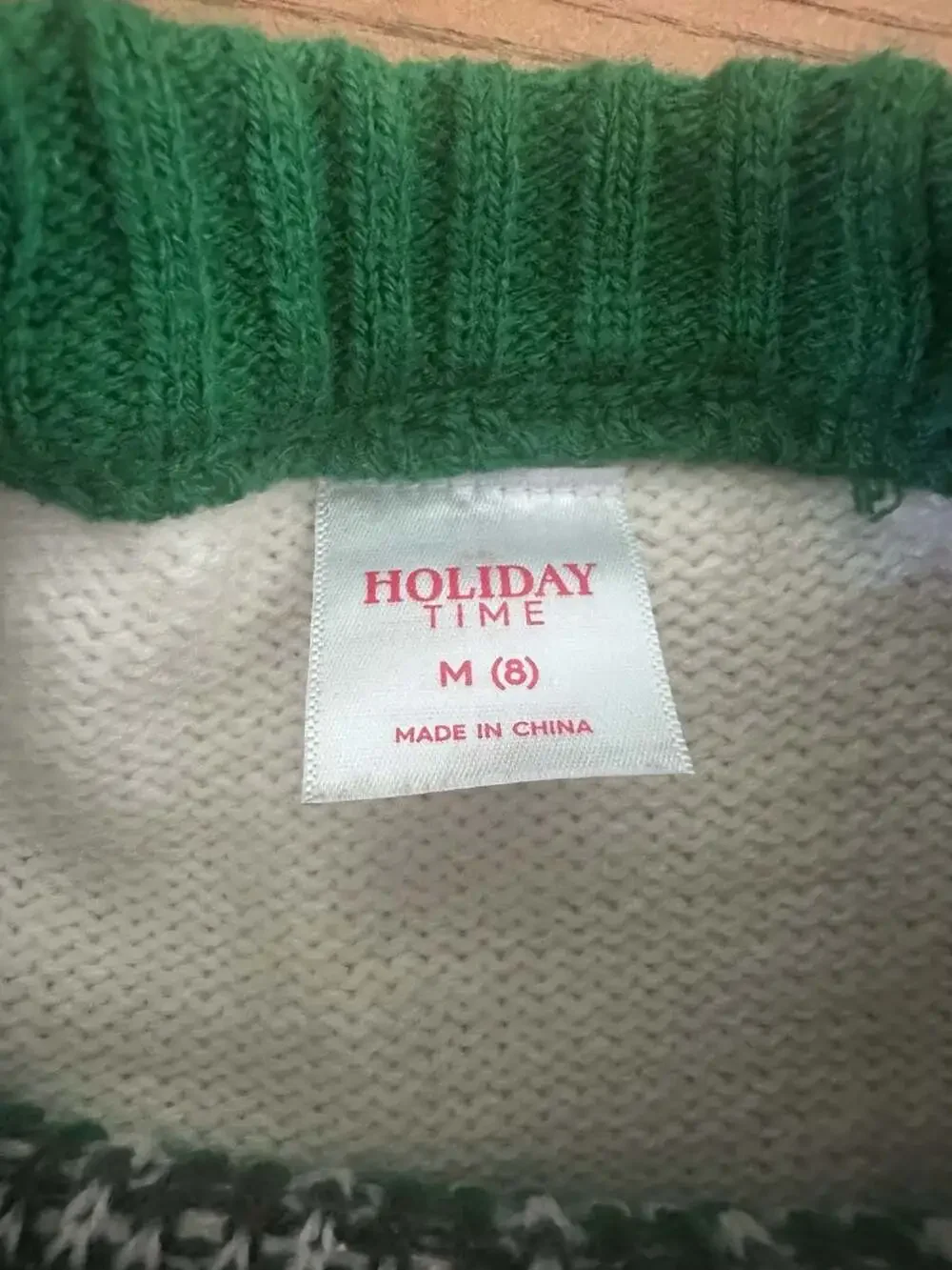 Holiday Time Merry Christmas Smiley Face Fair Isle Sweater Size Medium (8)